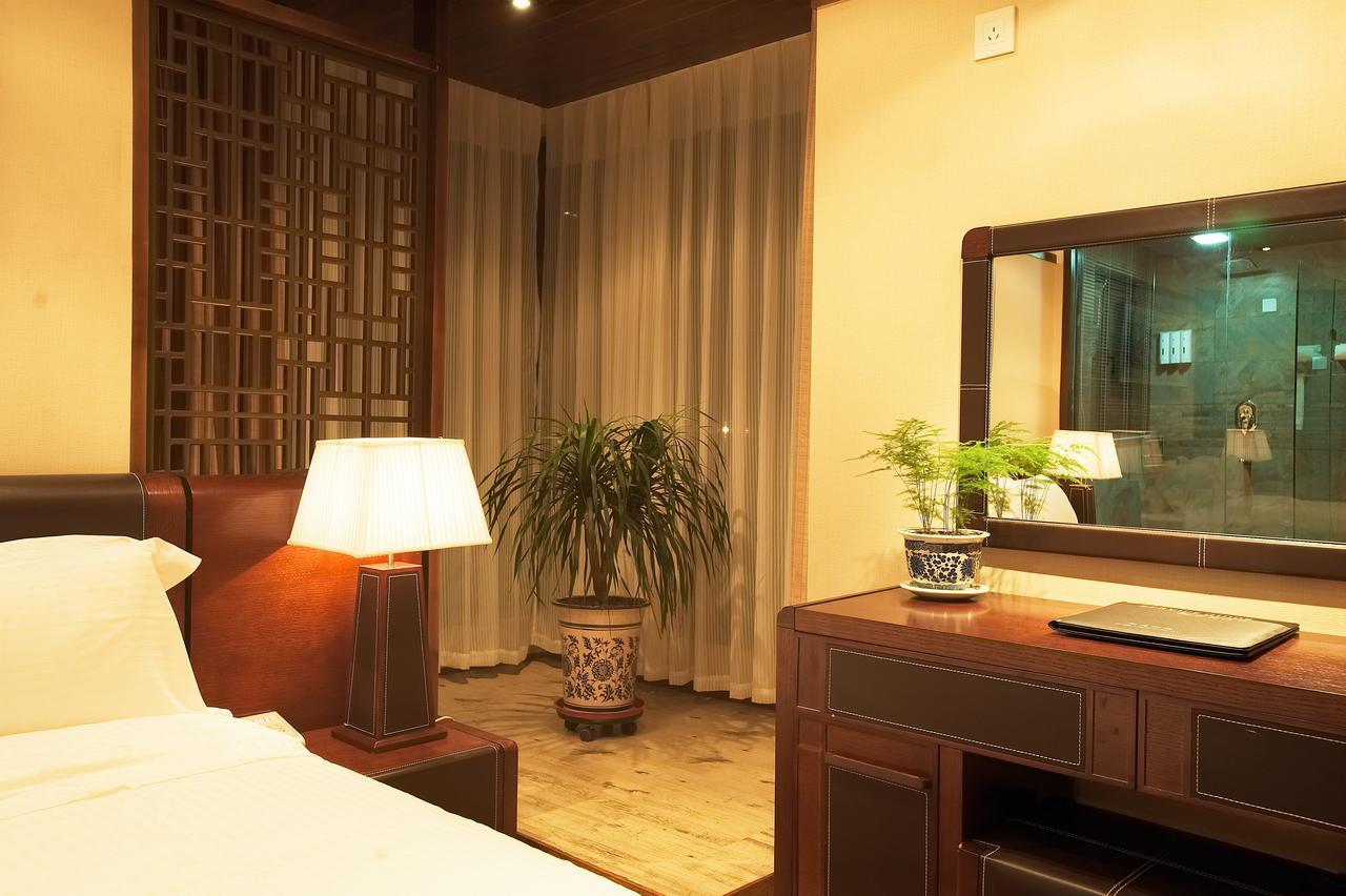 Hotel Xinjiang Yema International Clubhouse Urumczi Zewnętrze zdjęcie