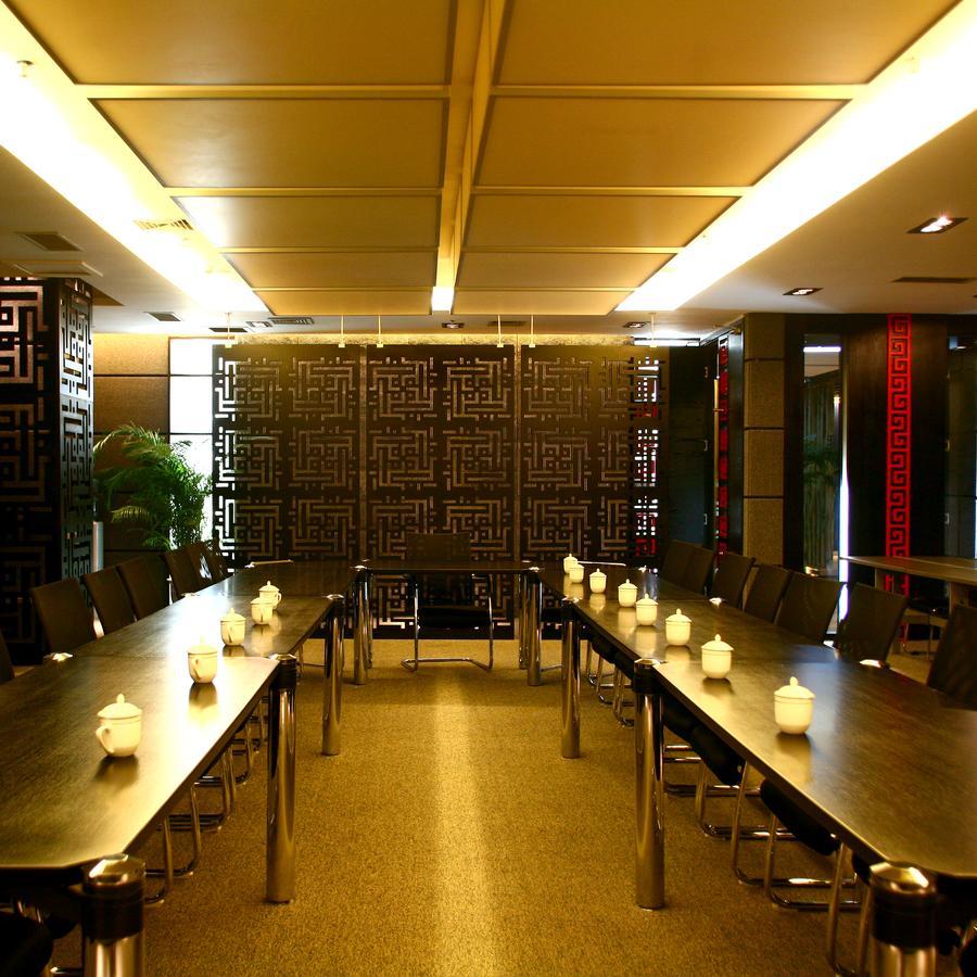 Hotel Xinjiang Yema International Clubhouse Urumczi Zewnętrze zdjęcie