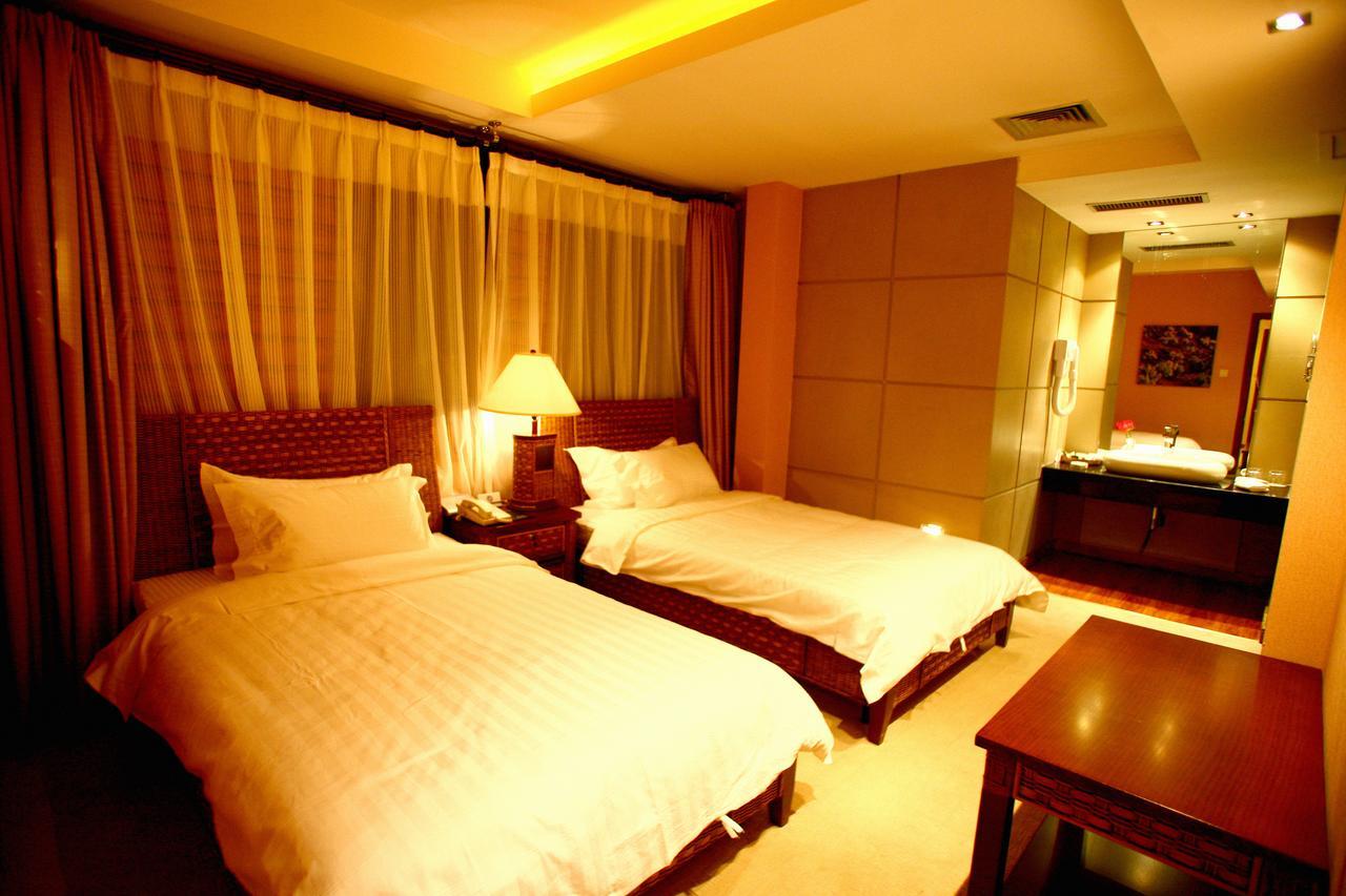 Hotel Xinjiang Yema International Clubhouse Urumczi Zewnętrze zdjęcie