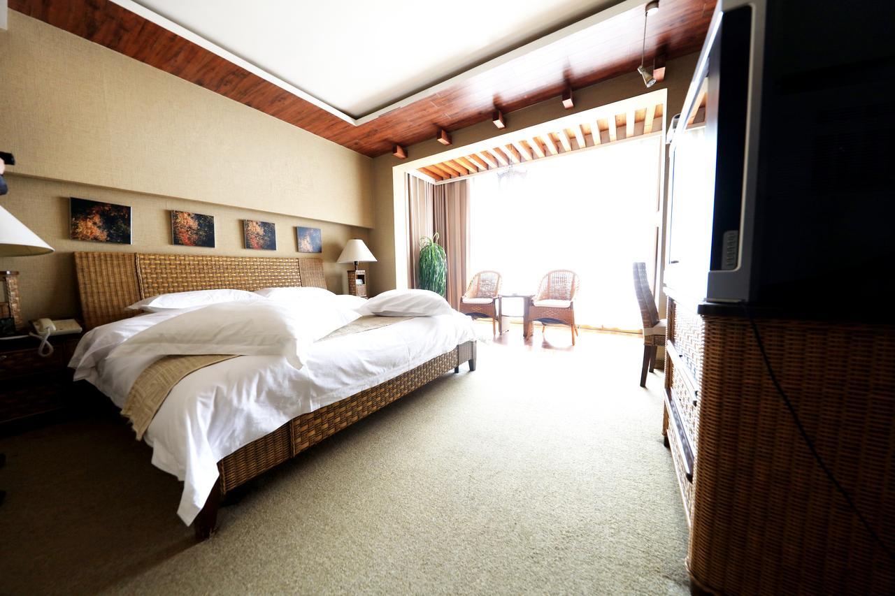 Hotel Xinjiang Yema International Clubhouse Urumczi Zewnętrze zdjęcie